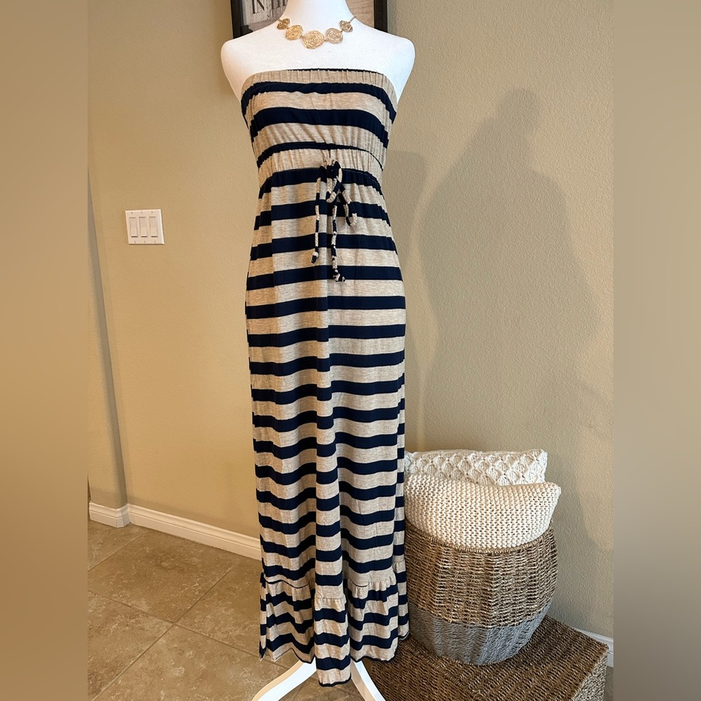 Weavers Women’s Blue/Beige Tube Top Dress w/Ruffle at Bottom - Size M